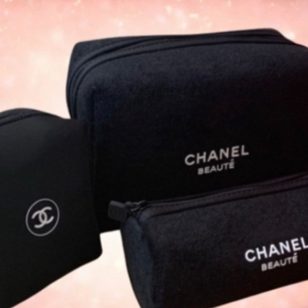 Beauté 3-Piece Black Terry Cloth and Neoprene Cosmetic Pouch Set - Picture 2 of 4